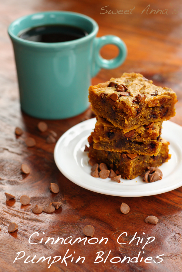 Cinnamon Chip Pumpkin Blondies | Sweet Anna's